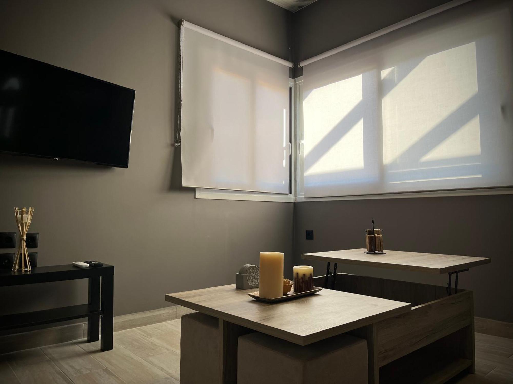 Joannas Airport Luxury Rooms Ártemida Kültér fotó