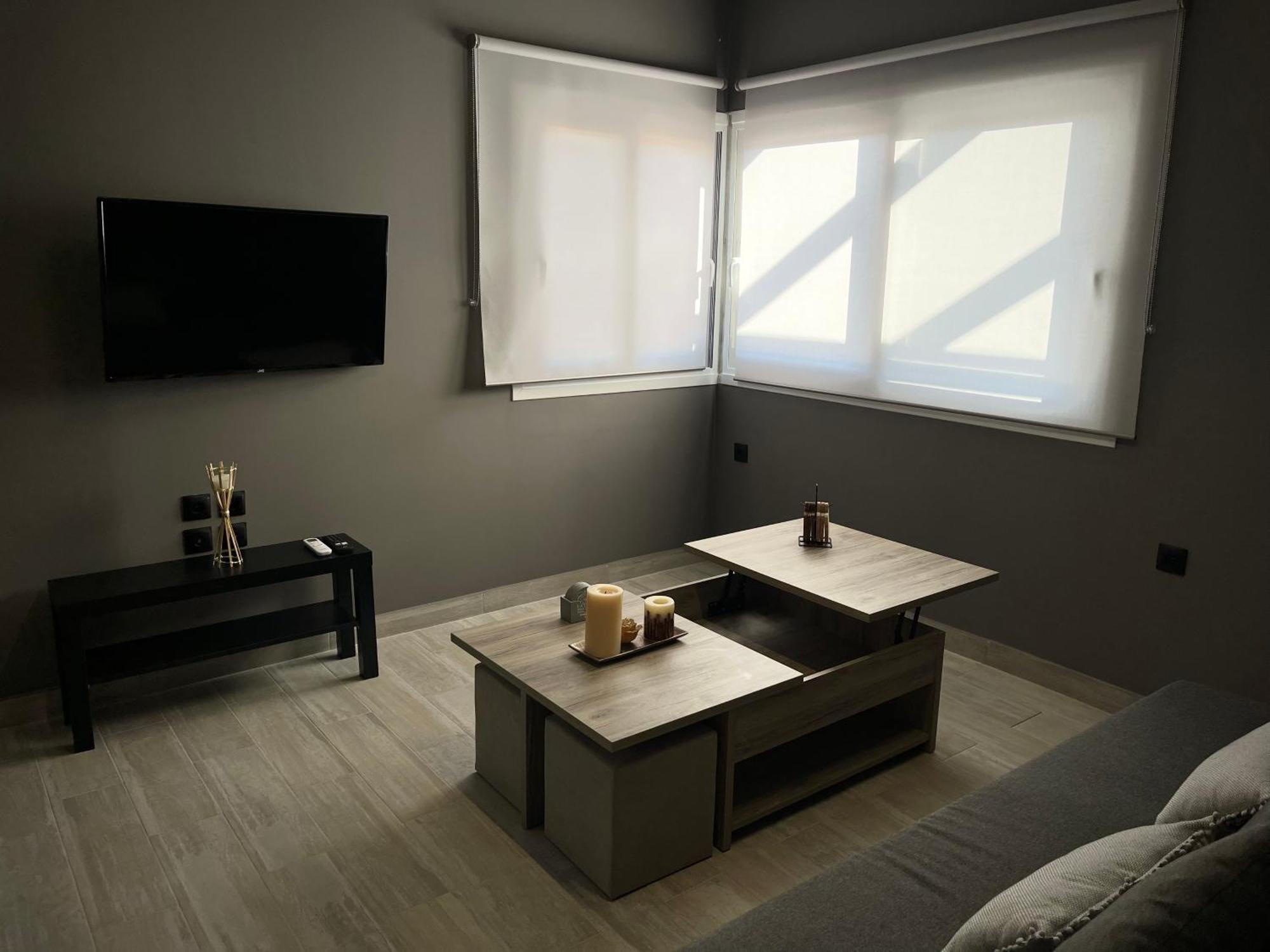 Joannas Airport Luxury Rooms Ártemida Kültér fotó