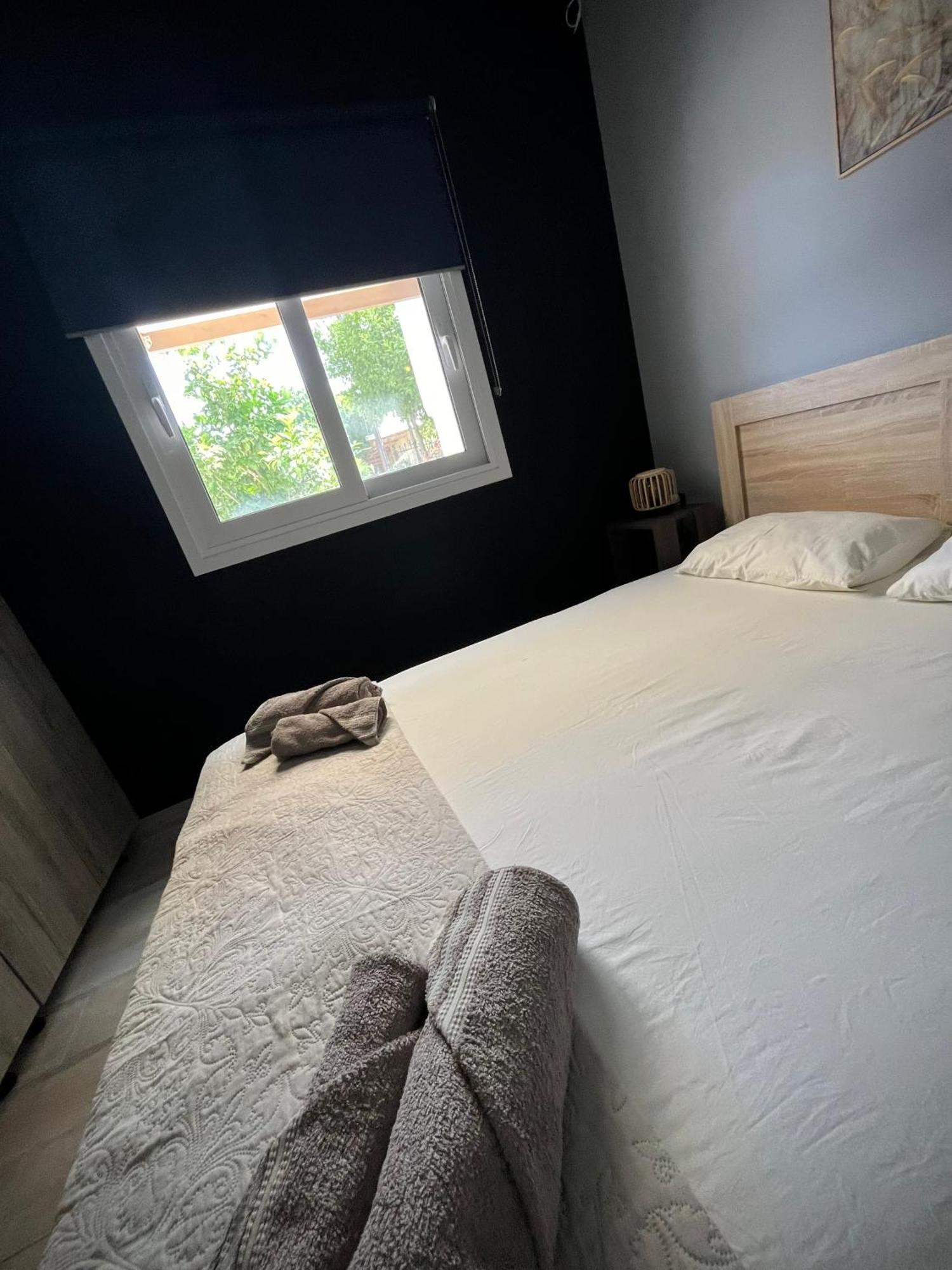 Joannas Airport Luxury Rooms Ártemida Kültér fotó
